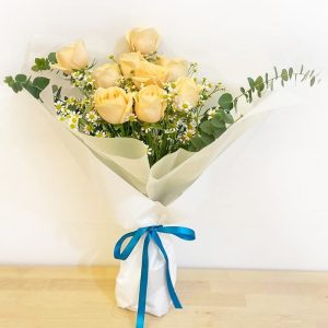 I Love You 9 Champagne Rose Bouquet with Green