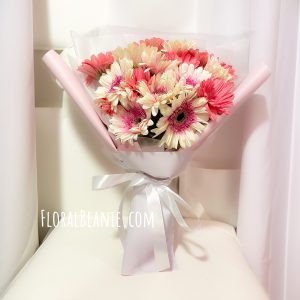 Qi Xi Festival Valentine's Day Flower White and Pink Daisy Bouquet