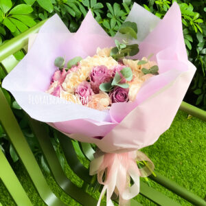 Champagne Carnation with Purple Rose
